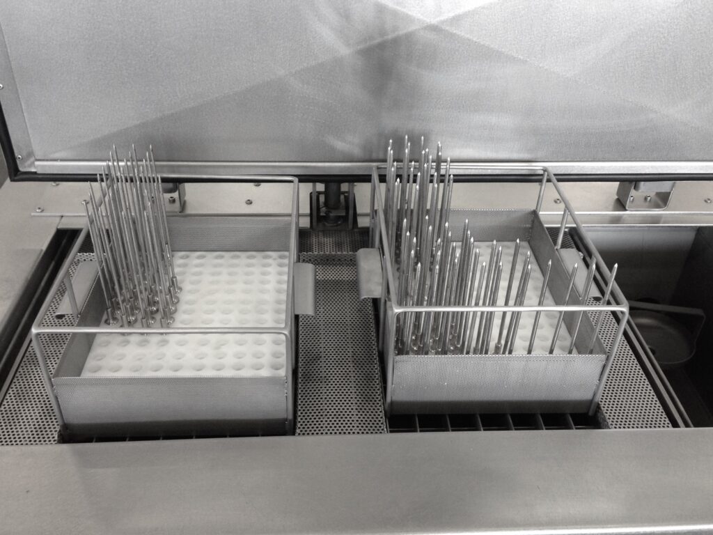 Ultrasonic cleaning in meat processing